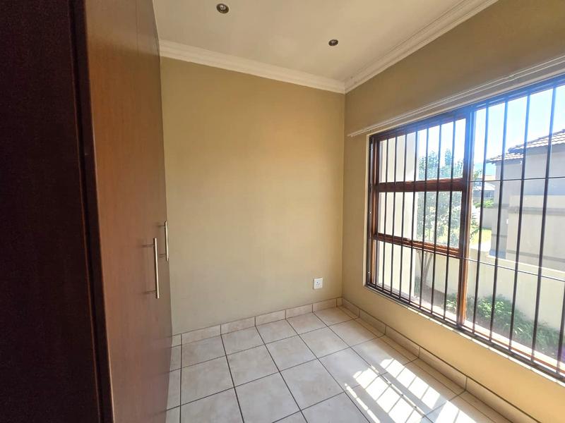 3 Bedroom Property for Sale in Gateway Manor North West